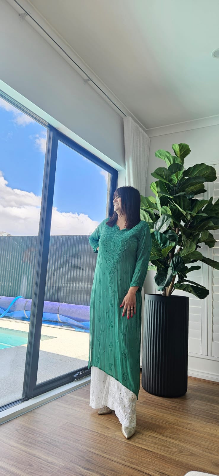 Pure gorgette kurta chikankari