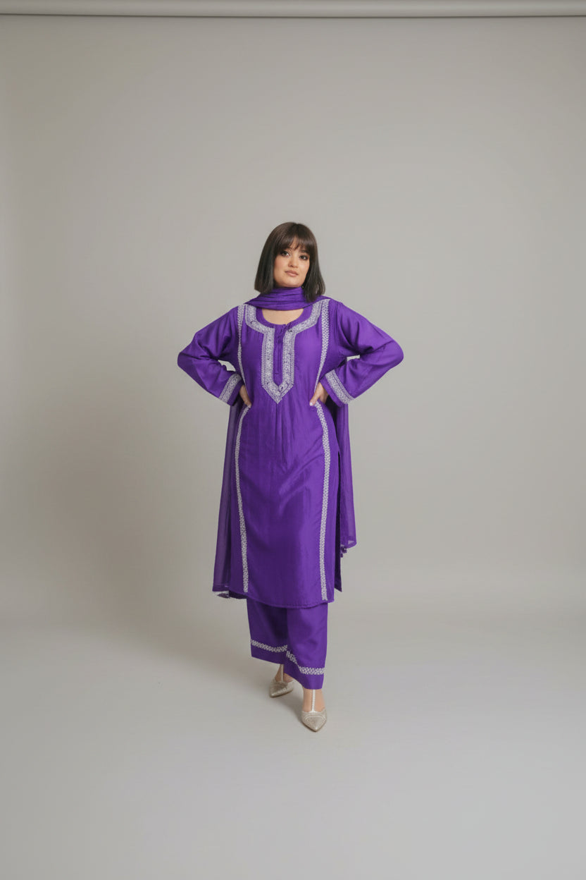 Curvy silk frock style suit