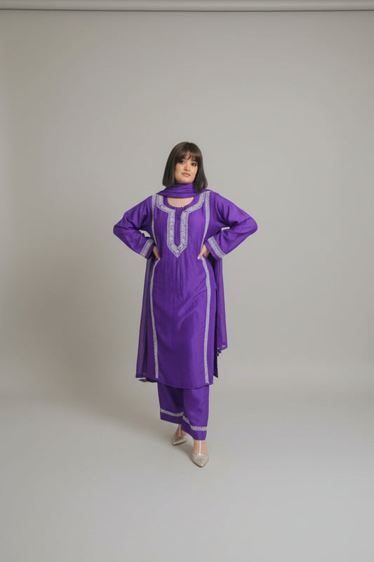Curvy silk frock style suit