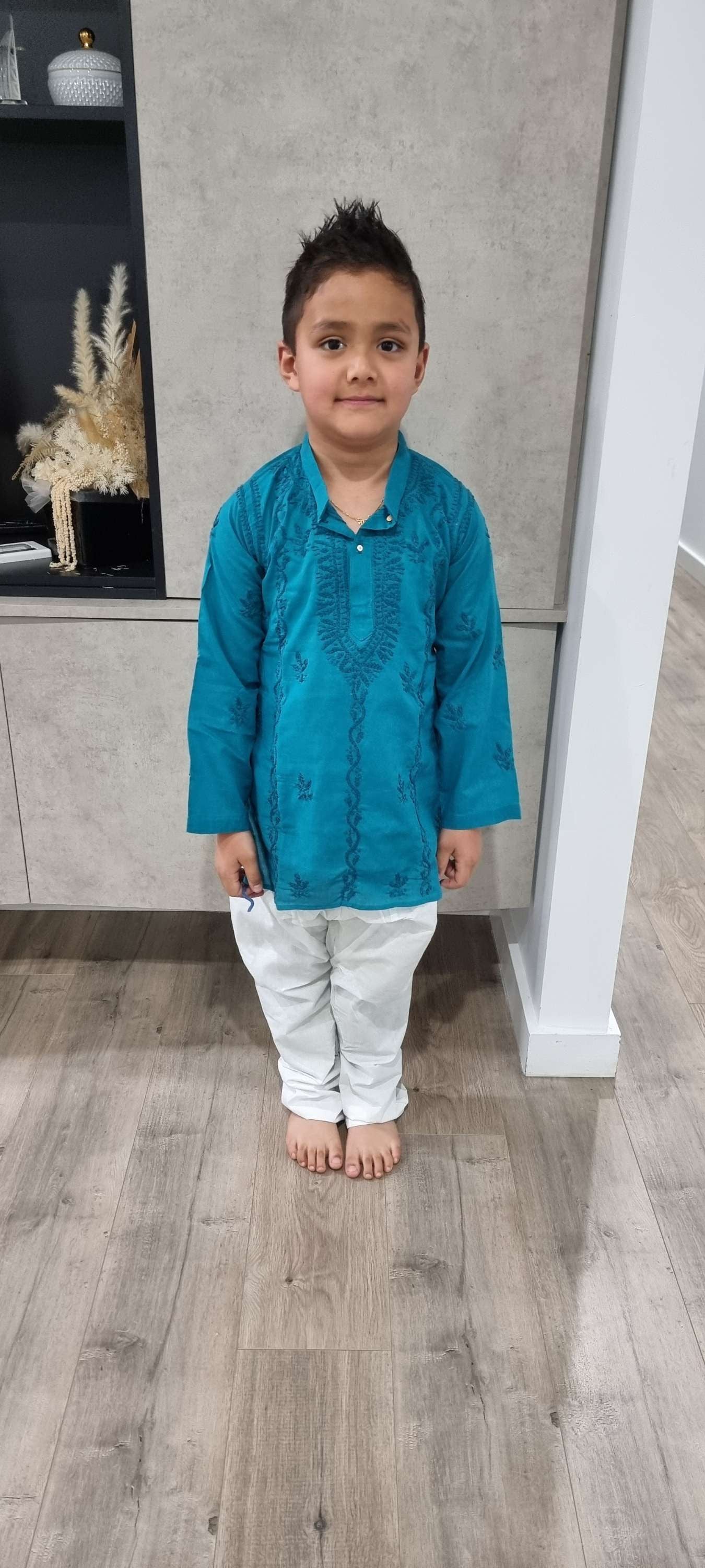 Cotton kids' chikankari kurta pyjama set — side view | Boy's Kurta and pajama