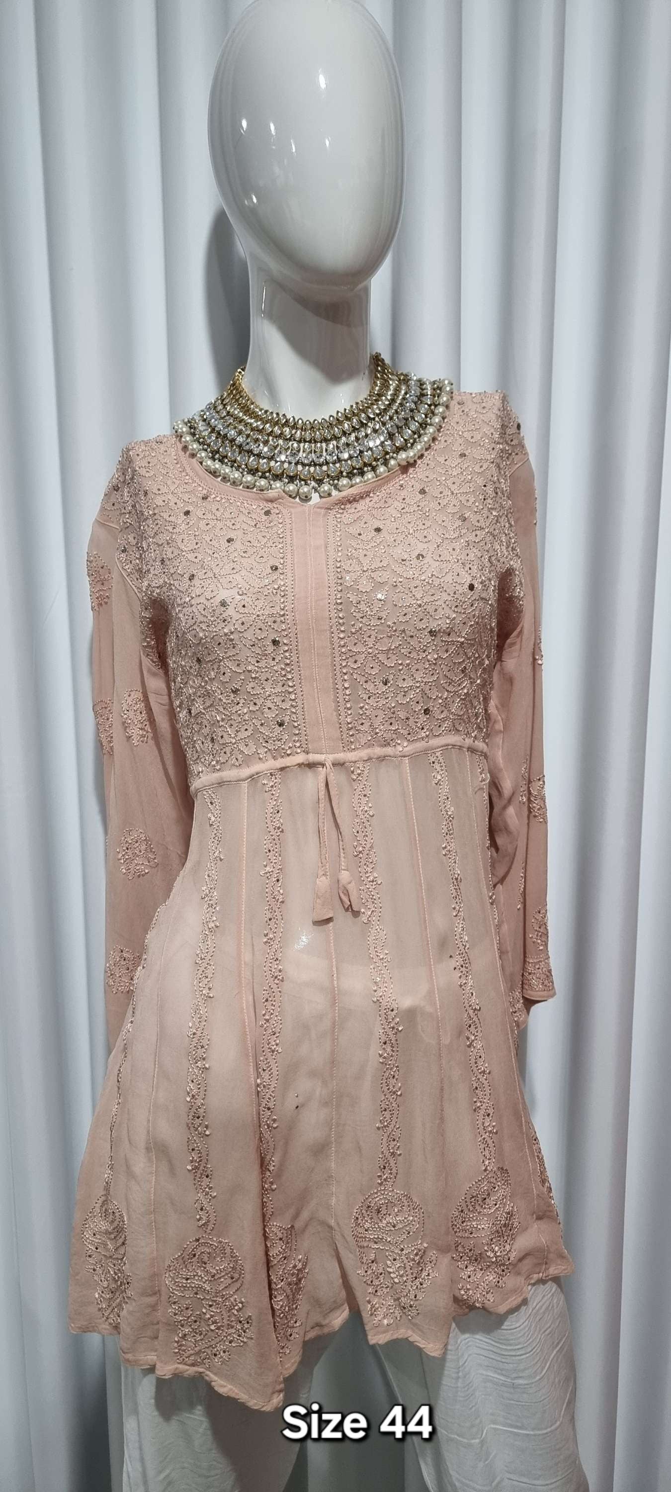 Short Top in pure gorgette