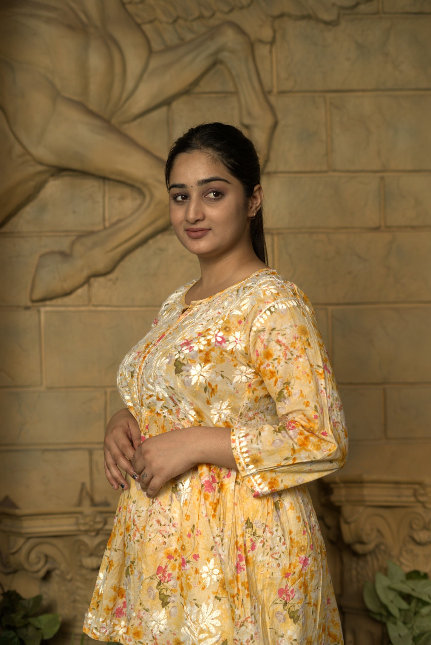 Cotton women's chikankari top — embroidery close-up | Dia Short Cotton Top