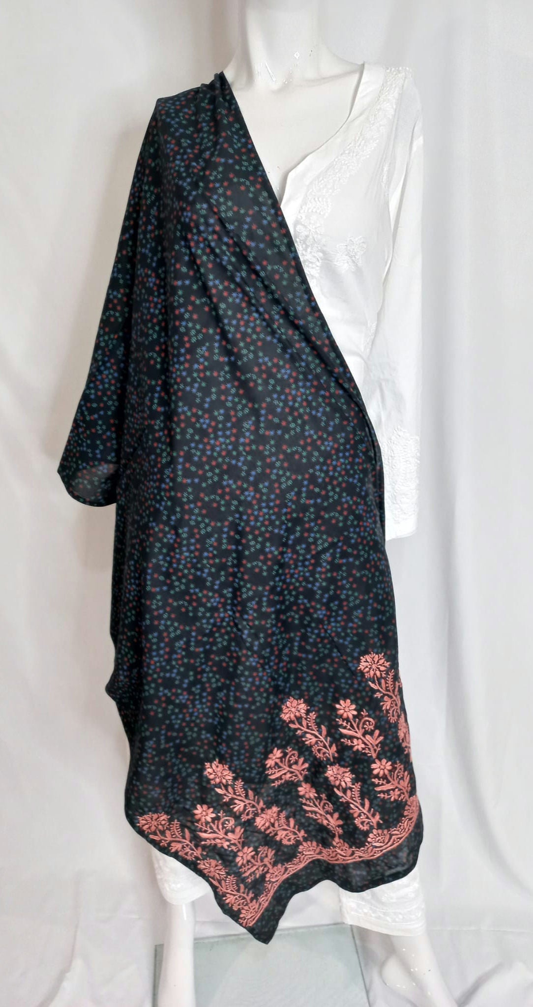 Mulmul cotton chikankari dupatta — front view | Mulmul cotton chikankari stoles