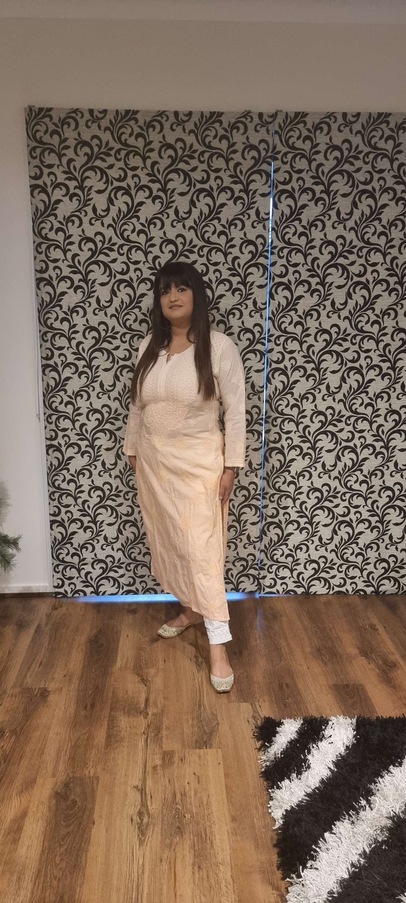 Cotton women's chikankari kurta — side view | Premium cotton kurta