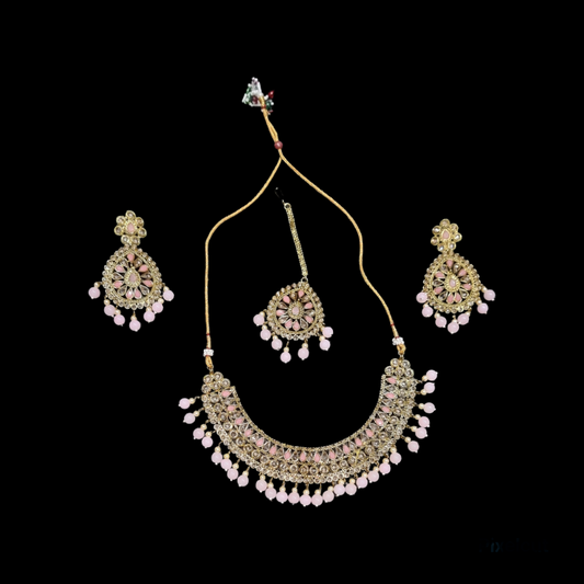 Baby pink jewellery set