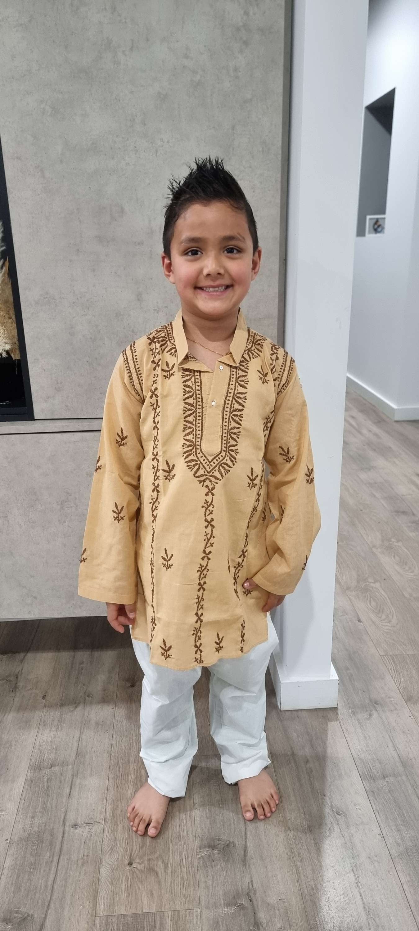 Kids' chikankari kurta pyjama set — additional view | Boys kurta pyjama set